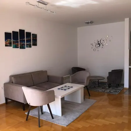 Beautiful Aparment In Apartament