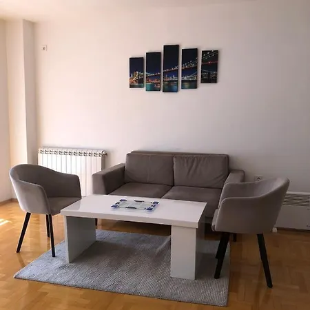 Beautiful Aparment In Апартаменты