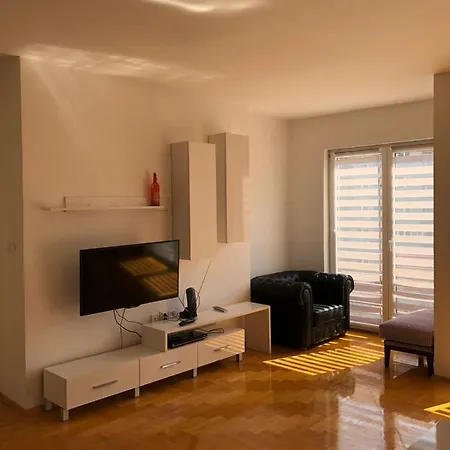 Apartment Beautiful Aparment In *